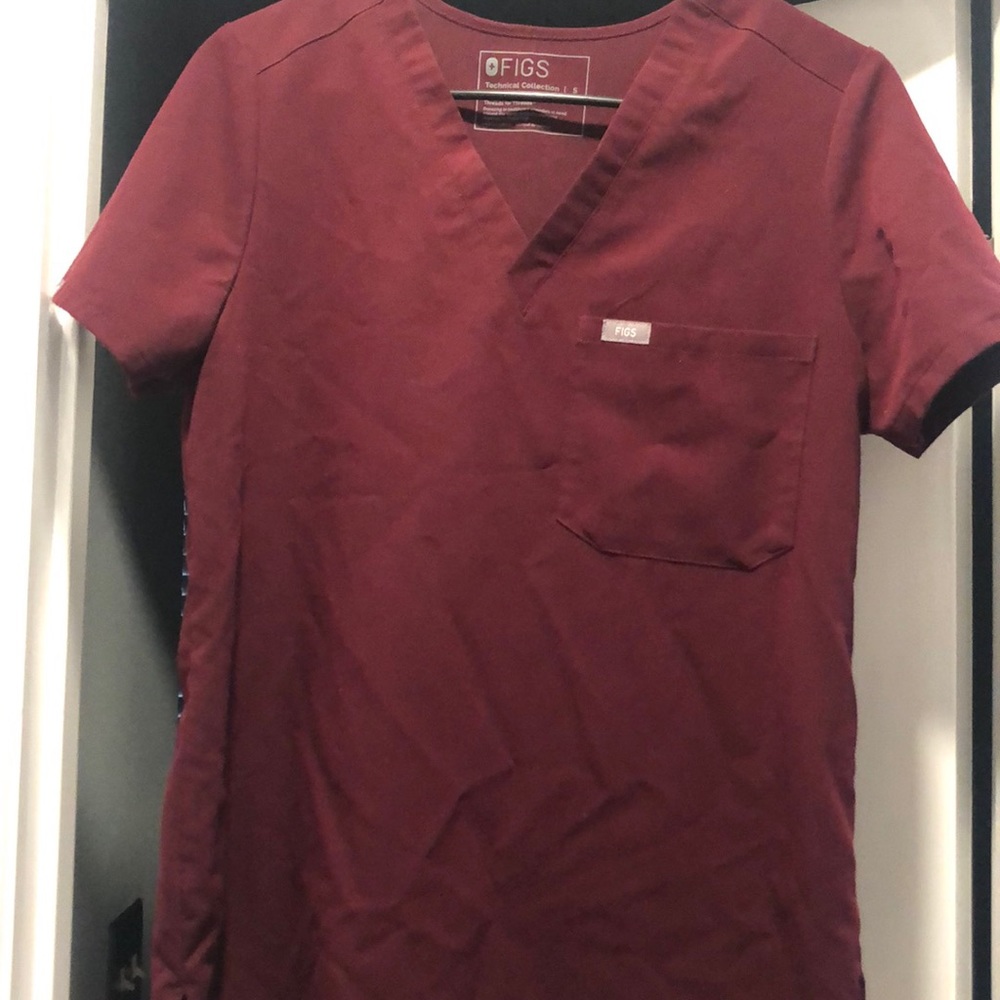 Figs Burgundy Yola skinny scrub set